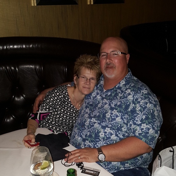 Meet your Posher, Denise - Picture 1 of 6